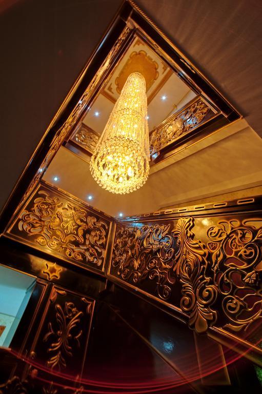 Altyn Adam Hotel Петропавловск Екстериор снимка
